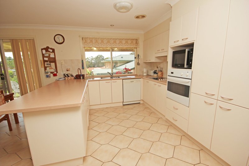 Photo - 10 Kirmington Terrace, Laurieton NSW 2443 - Image 3