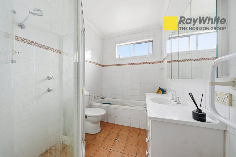 Photo - 10 Knox Street, Pendle Hill NSW 2145 - Image 9