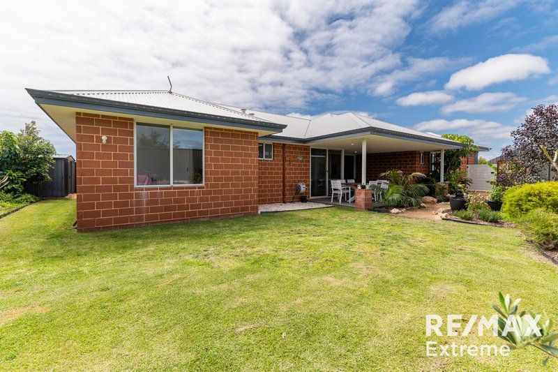 Photo - 10 Koma Lane, Jindalee WA 6036 - Image 2