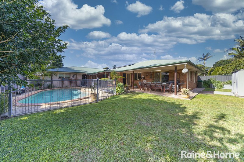 Photo - 10 Kooringa Court, Ocean Shores NSW 2483 - Image 2