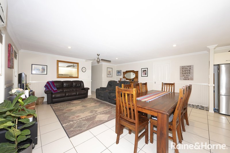 Photo - 10 Kooringa Court, Ocean Shores NSW 2483 - Image 9