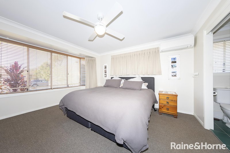 Photo - 10 Kooringa Court, Ocean Shores NSW 2483 - Image 11