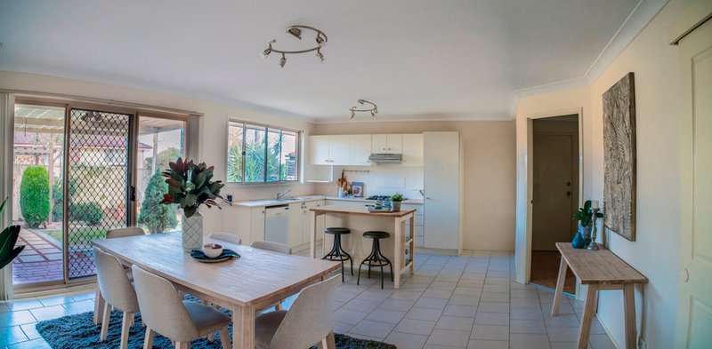 Photo - 10 Kumquat Way, Glenwood NSW 2768 - Image