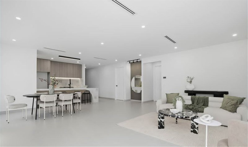 Photo - 10 Kurrajong Road, Mickleham VIC 3064 - Image 5