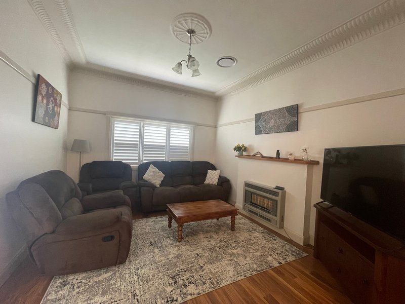 Photo - 10 Kywong Street, Griffith NSW 2680 - Image 8