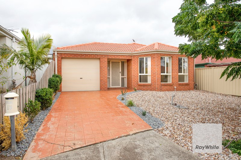 10 Lacebark Road, Delahey VIC 3037