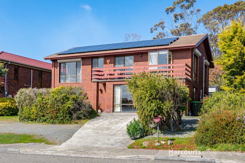 Photo - 10 Lachlan Drive, Mount Nelson TAS 7007 - Image 2