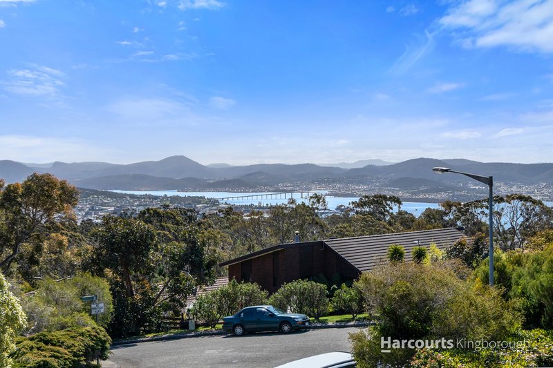 Photo - 10 Lachlan Drive, Mount Nelson TAS 7007 - Image 9