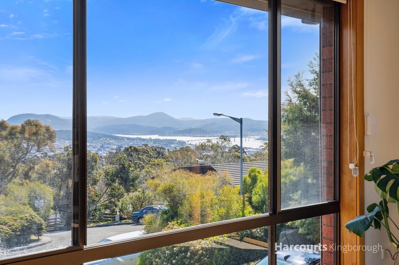 Photo - 10 Lachlan Drive, Mount Nelson TAS 7007 - Image 16