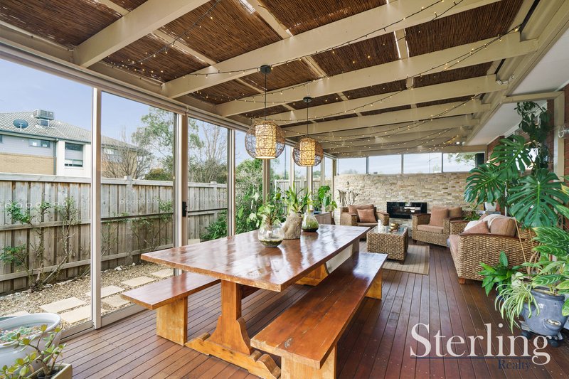 Photo - 10 Ladybird Crescent, Point Cook VIC 3030 - Image 17