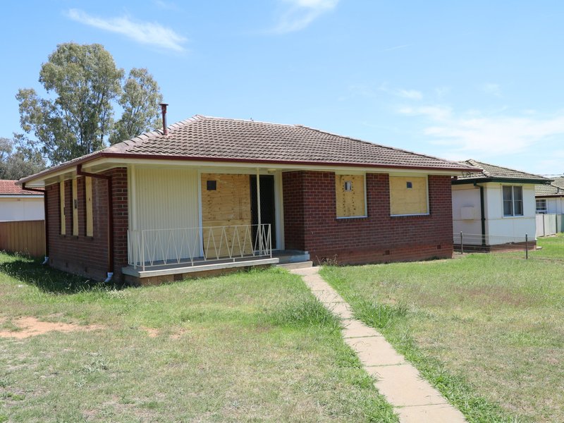 Photo - 10 Lae Avenue, Ashmont NSW 2650 - Image 1