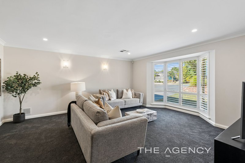 Photo - 10 Lakevalley Drive, Edgewater WA 6027 - Image 3