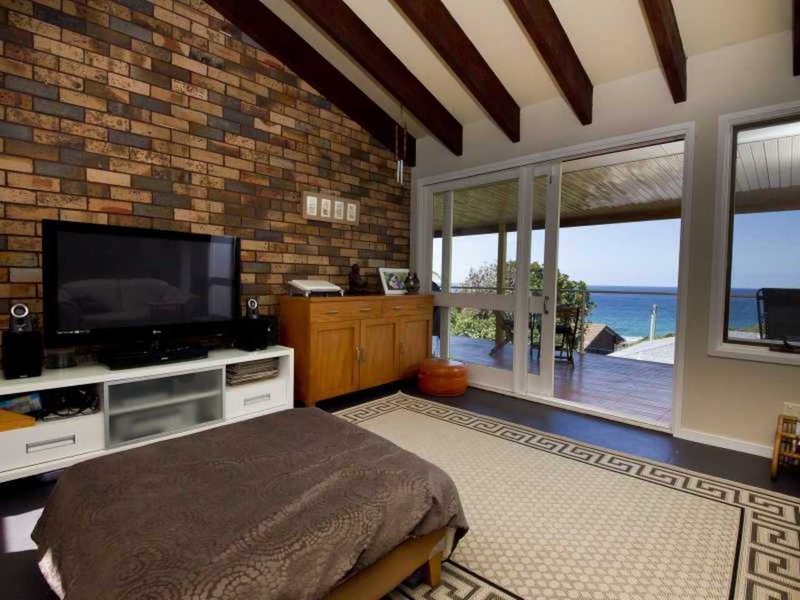 Photo - 10 Lakeview Crescent, Forster NSW 2428 - Image 4