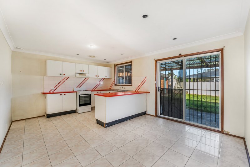 Photo - 10 Lalich Avenue, Bonnyrigg NSW 2177 - Image 7