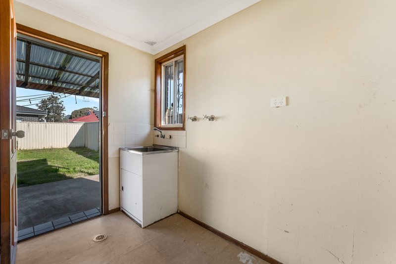 Photo - 10 Lalich Avenue, Bonnyrigg NSW 2177 - Image 15