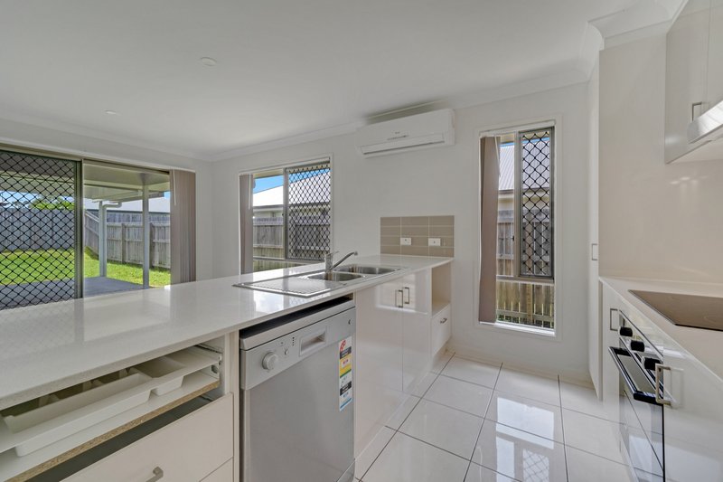 Photo - 10 Lambent Street, Yarrabilba QLD 4207 - Image 2