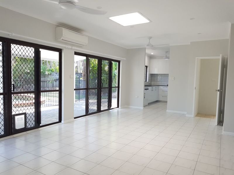 Photo - 10 Lambus Street, Palm Cove QLD 4879 - Image 6