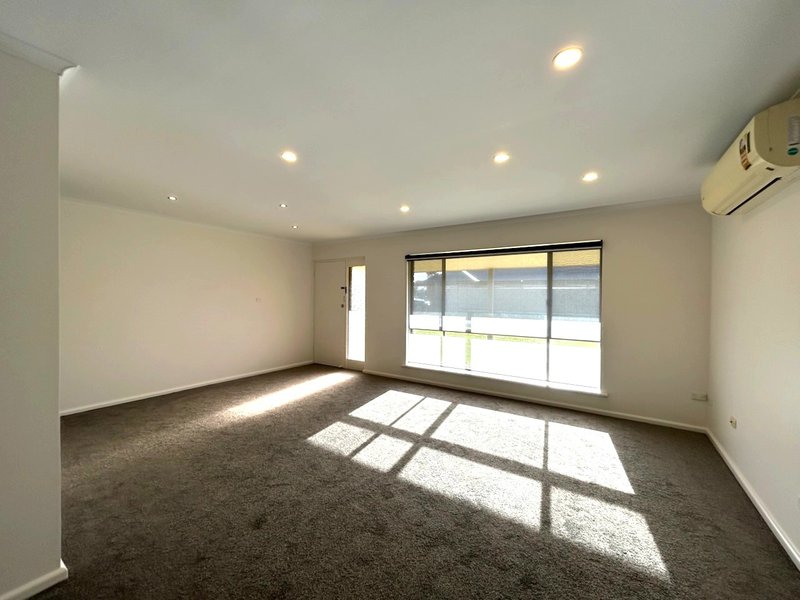 Photo - 10 Lamont Road, Mccracken SA 5211 - Image 3