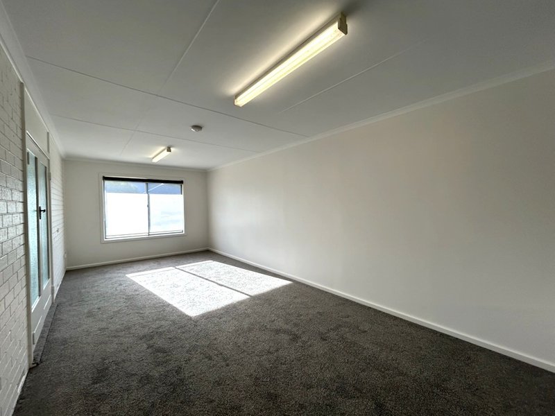 Photo - 10 Lamont Road, Mccracken SA 5211 - Image 5