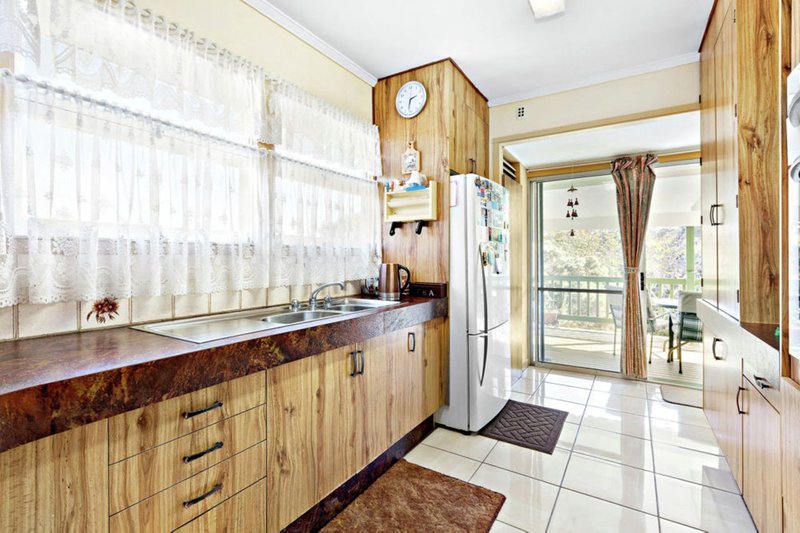 Photo - 10 Landscape Street, Stafford Heights QLD 4053 - Image 3