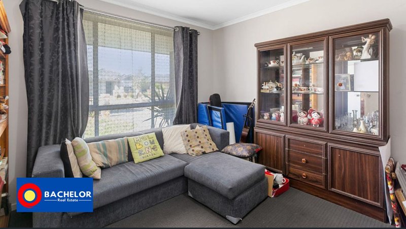Photo - 10 Langhorne Street, Andrews Farm SA 5114 - Image 4