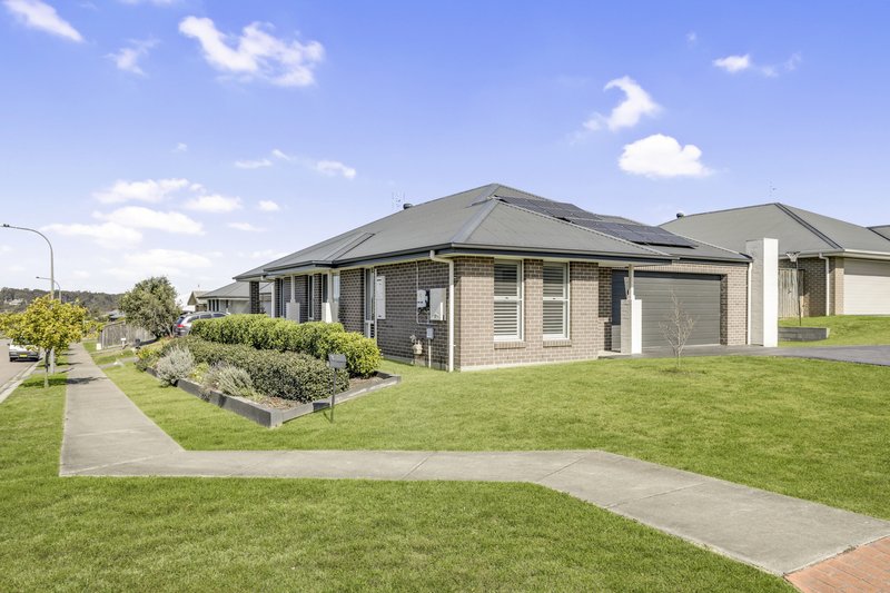 Photo - 10 Lapwing Street, Aberglasslyn NSW 2320 - Image 14