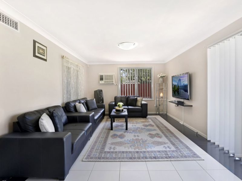 Photo - 10 Larkview Avenue, Chester Hill NSW 2162 - Image 10