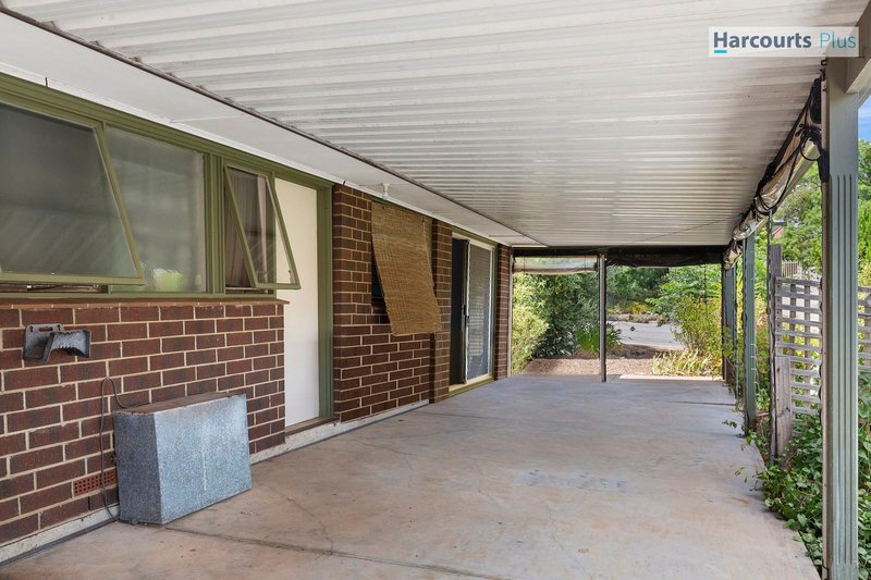 Photo - 10 Larnoo Street, Hallett Cove SA 5158 - Image 8