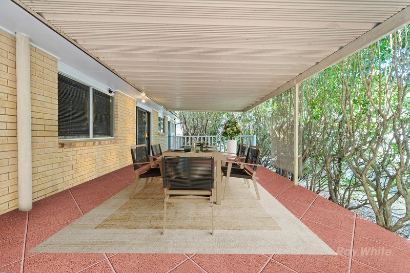 Photo - 10 Lauretta Avenue, Springwood QLD 4127 - Image 13