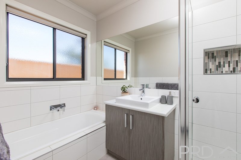 Photo - 10 Lavender Rise, Red Cliffs VIC 3496 - Image 12