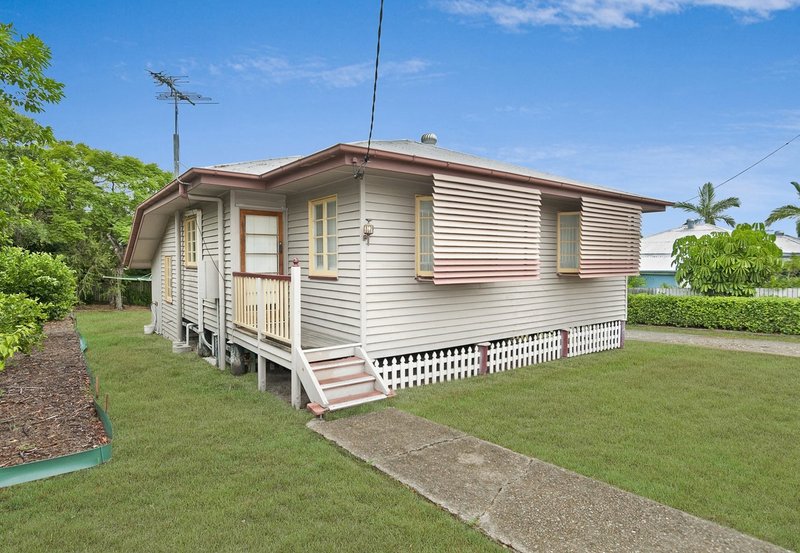 Photo - 10 Lehville Street, Beenleigh QLD 4207 - Image 13