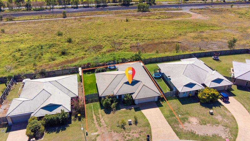 Photo - 10 Leichhardt Drive, Gracemere QLD 4702 - Image 2