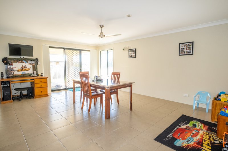 Photo - 10 Leichhardt Drive, Gracemere QLD 4702 - Image 5