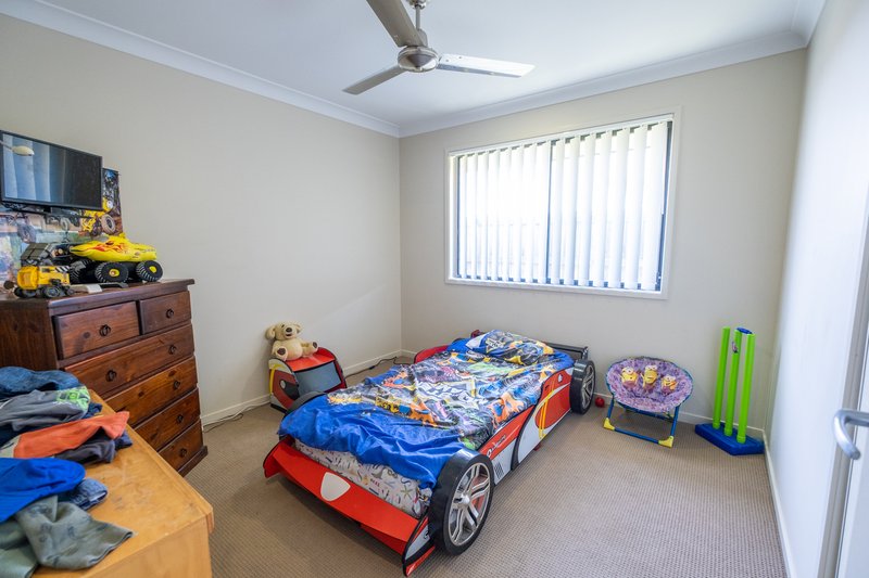 Photo - 10 Leichhardt Drive, Gracemere QLD 4702 - Image 13