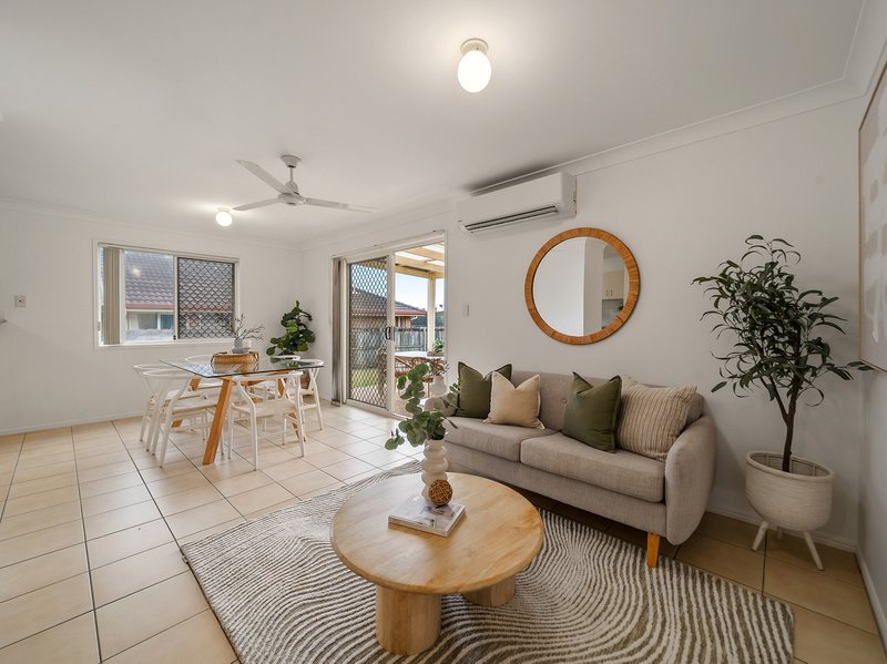 Photo - 10 Leichhardt Street, North Lakes QLD 4509 - Image 5