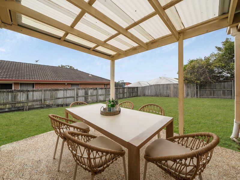Photo - 10 Leichhardt Street, North Lakes QLD 4509 - Image 9