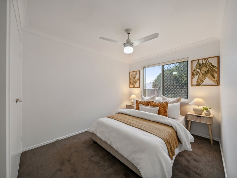 Photo - 10 Leichhardt Street, North Lakes QLD 4509 - Image 15