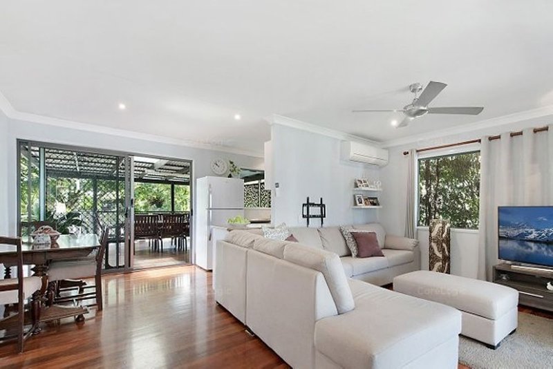 Photo - 10 Lemm Street, Everton Hills QLD 4053 - Image 9