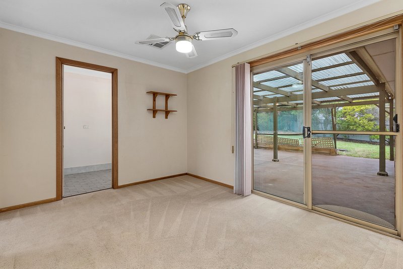 Photo - 10 Leslie Court, Morphett Vale SA 5162 - Image 8