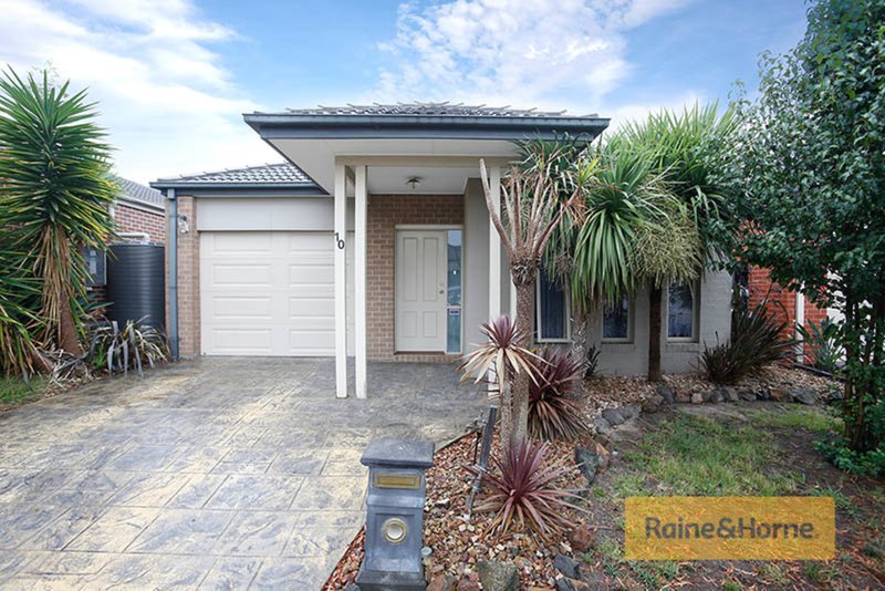 10 Lewisham Place, Craigieburn VIC 3064