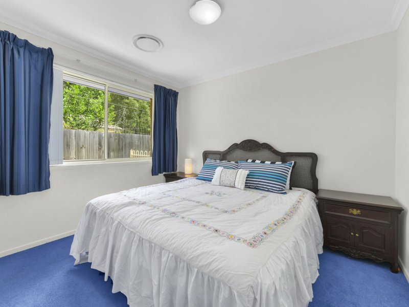 Photo - 10 Lillydale Street, Carseldine QLD 4034 - Image 9