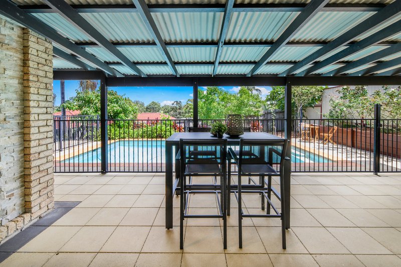 Photo - 10 Lillywood Circuit, Molendinar QLD 4214 - Image 13