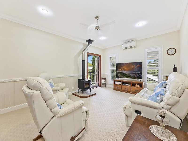 Photo - 10 Lingard Street, Palmwoods QLD 4555 - Image 5