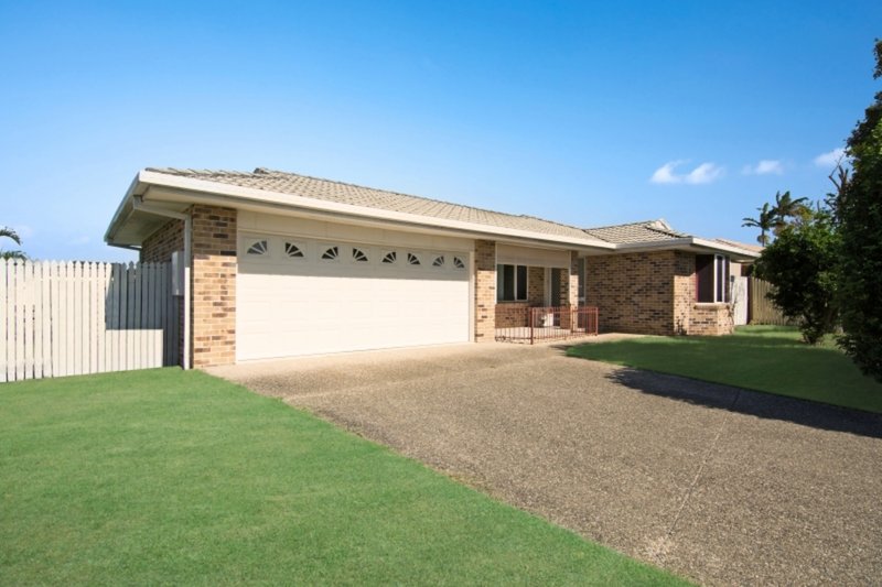 Photo - 10 Linthaven Drive, Rothwell QLD 4022 - Image 2