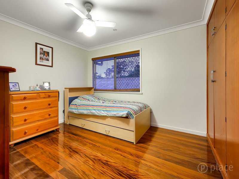 Photo - 10 Lisle Street, Tarragindi QLD 4121 - Image 12