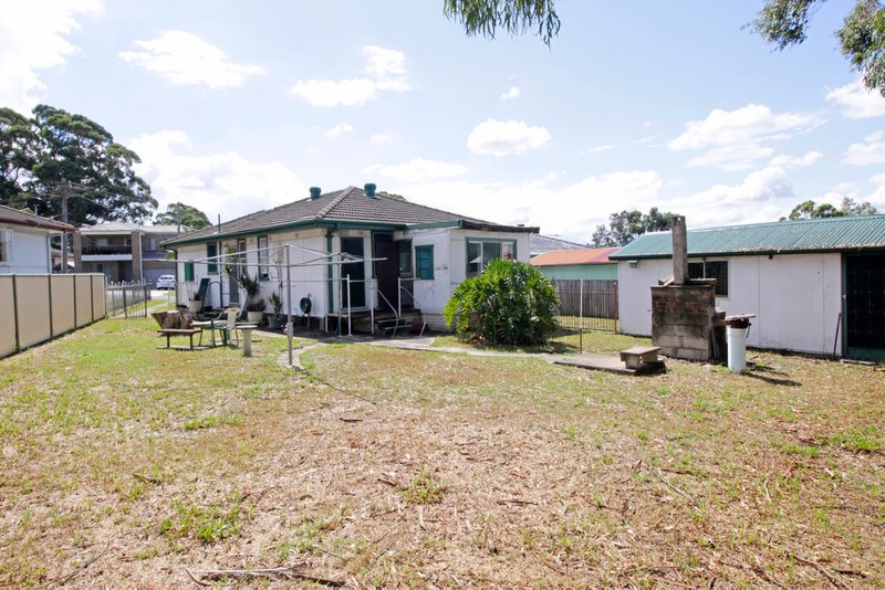 Photo - 10 Lister Avenue, Cabramatta West NSW 2166 - Image 6