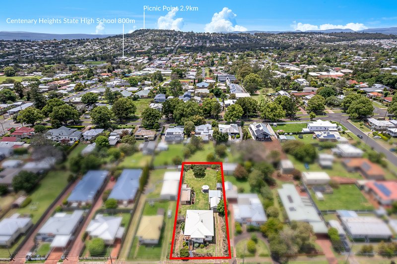 Photo - 10 Llewellyn Street, Centenary Heights QLD 4350 - Image 20