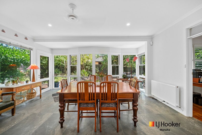Photo - 10 Lockyer Street, Griffith ACT 2603 - Image 2