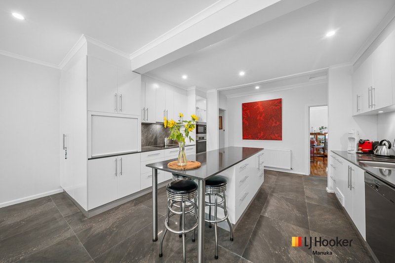 Photo - 10 Lockyer Street, Griffith ACT 2603 - Image 5