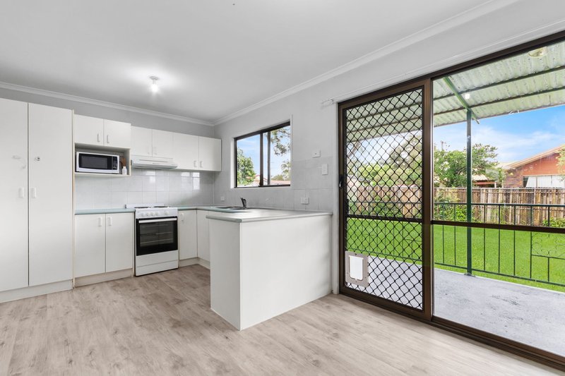 Photo - 10 Logan Terrace, Deception Bay QLD 4508 - Image 3